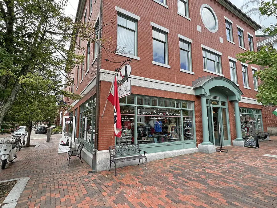 LD Creative Designs - Women Business Owners Who are Making a Difference - Alissa Gold, owner of Club Boutique - Portsmouth, NH